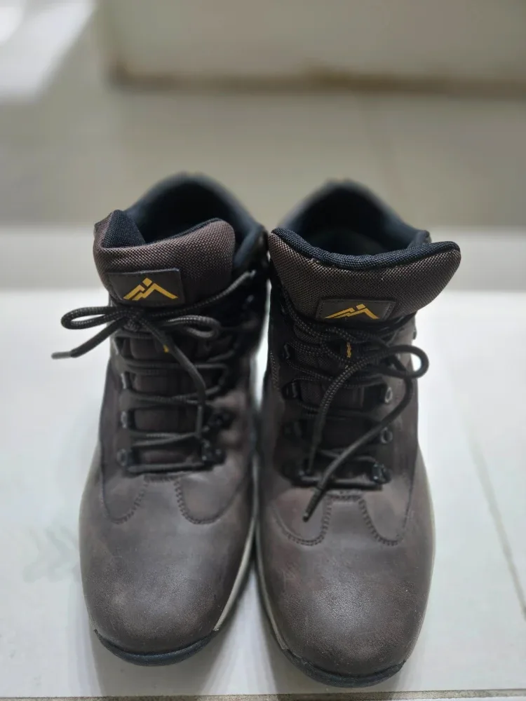 CC-Los Brown Leather Hiking Boots - Size 11 Men image indicator(3)