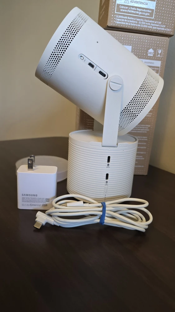Samsung Freestyle Projector 2nd Gen & Battery - photo 3