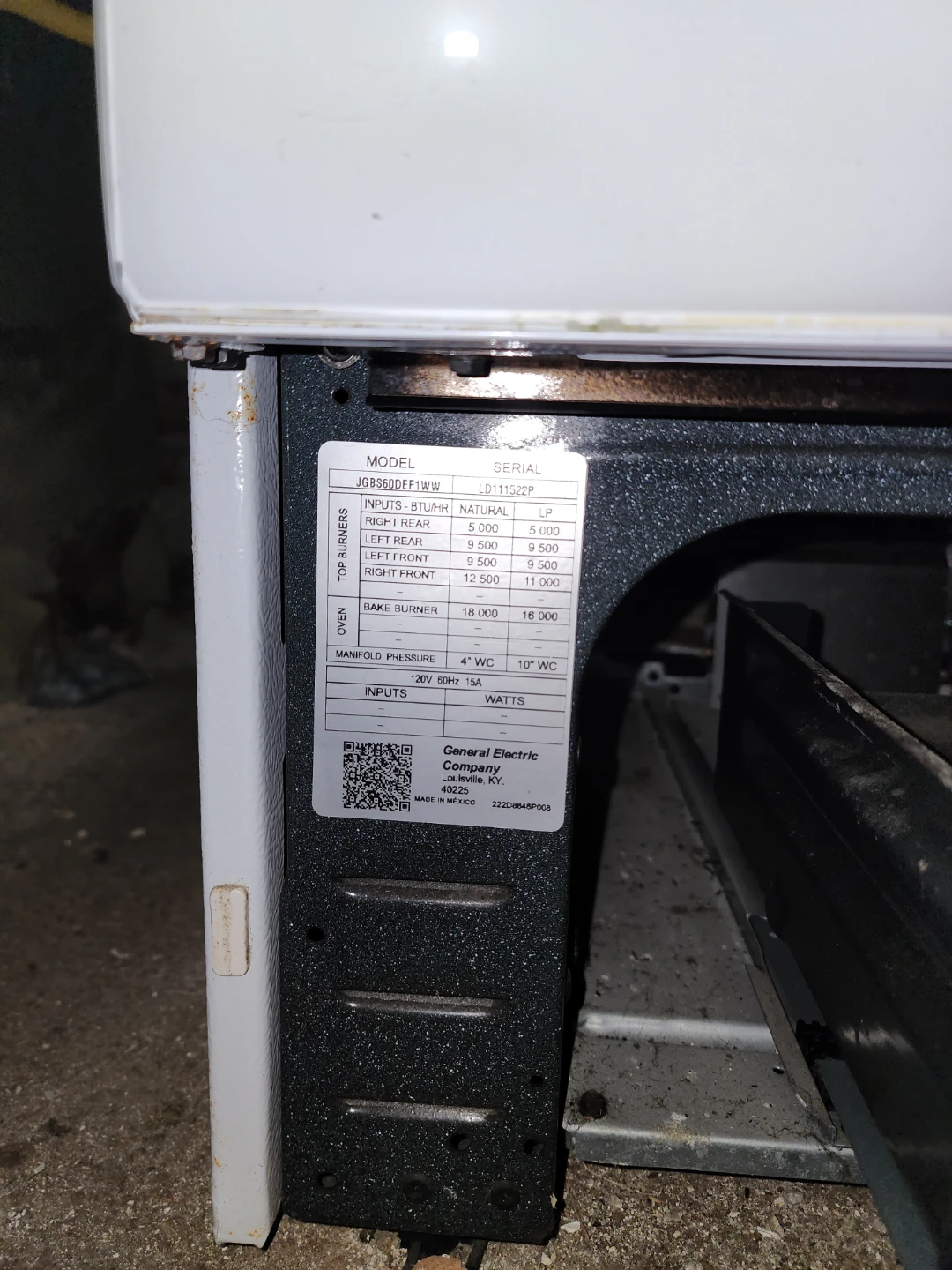 GE Gas Range - Model JGB850DEF1WW - photo 5