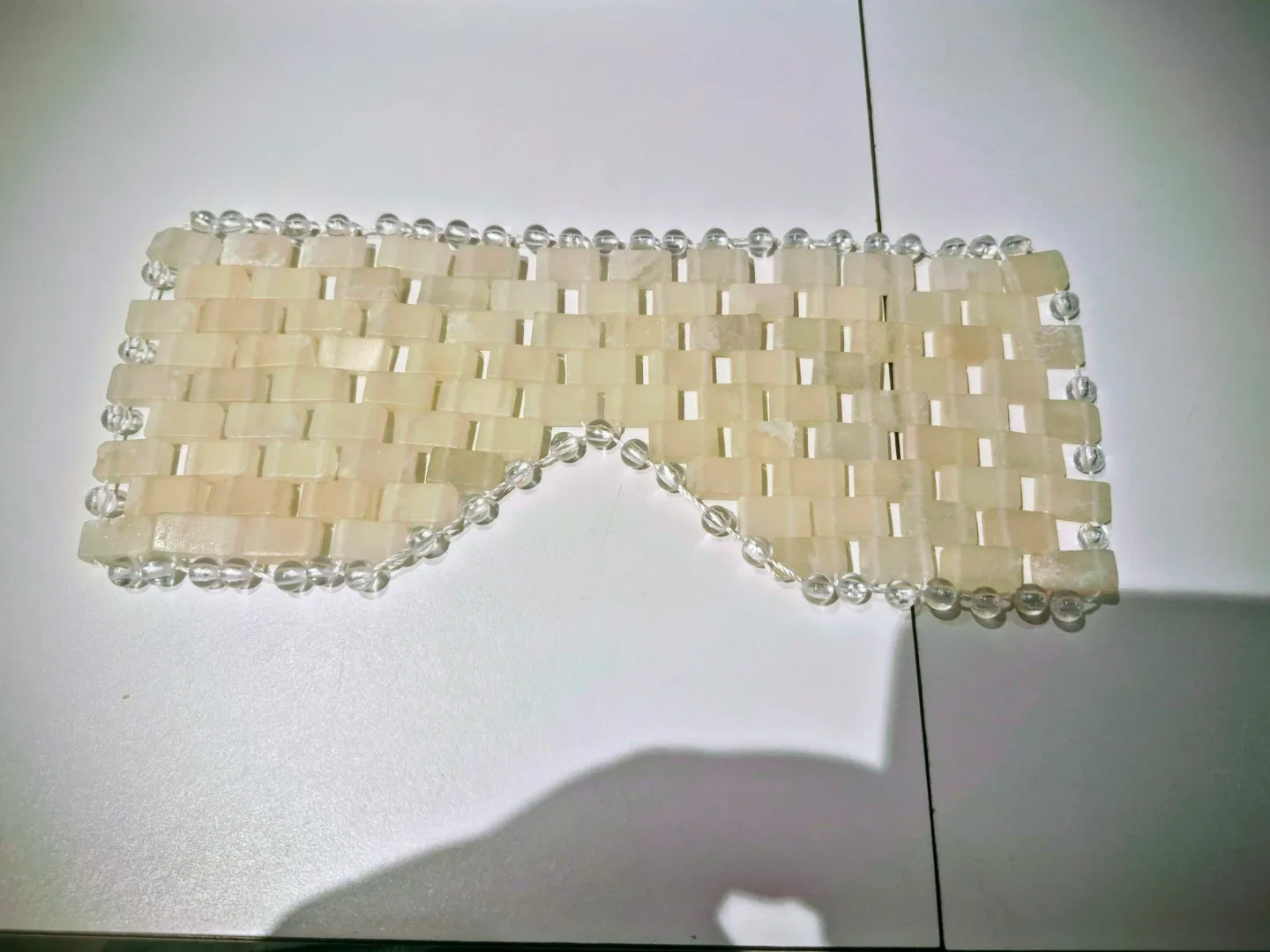 MONAT Jade Eye Mask & Gua Sha Set - New in Box! image indicator(4)