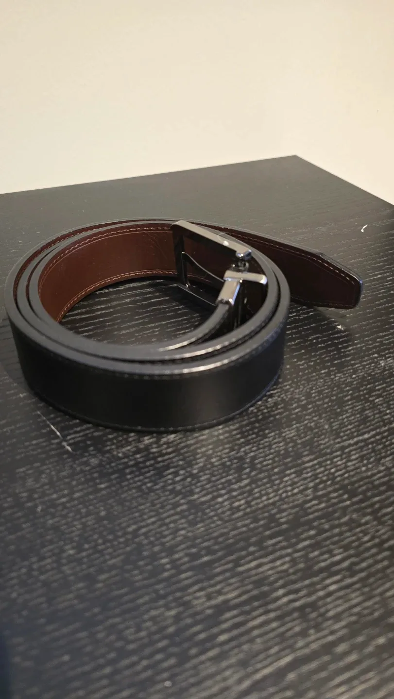 Reversible Leather Belt Size 40/42 image indicator(2)