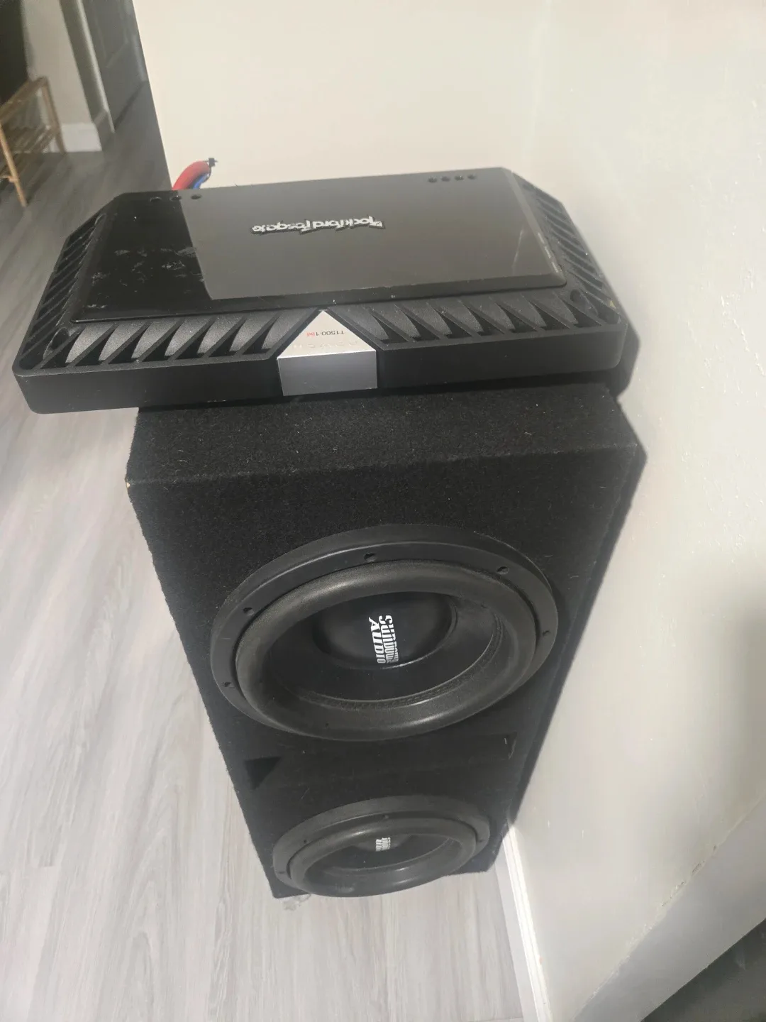 Rockford Fosgate Amp & Sundown Audio Subwoofer image indicator(2)