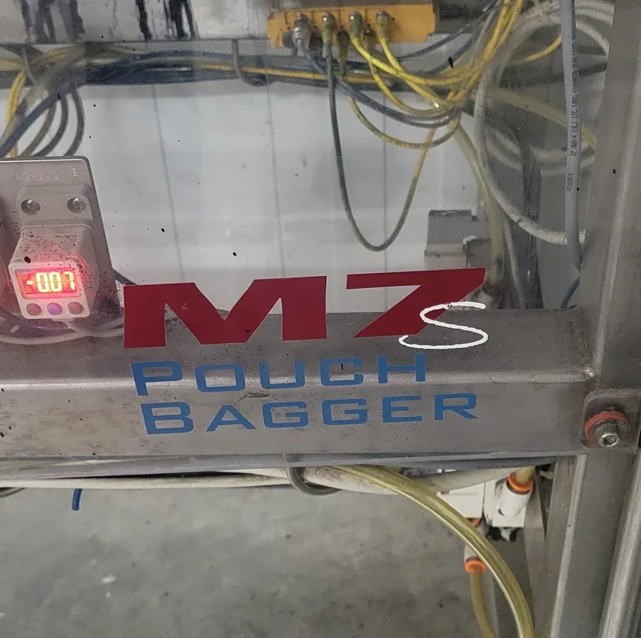 3 piece Automated Bag Filling and Sealing Machine image indicator(3)