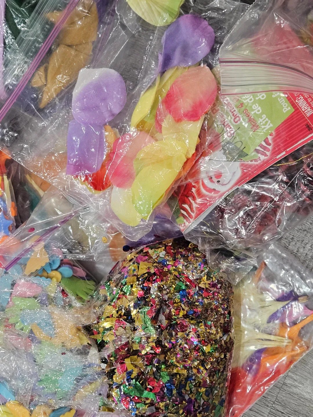 Craft Supplies Box image indicator(2)