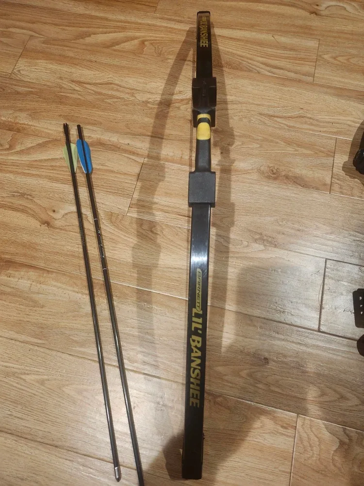 Barnett Lil Banshee & Tomcat Compound Bows image indicator(5)