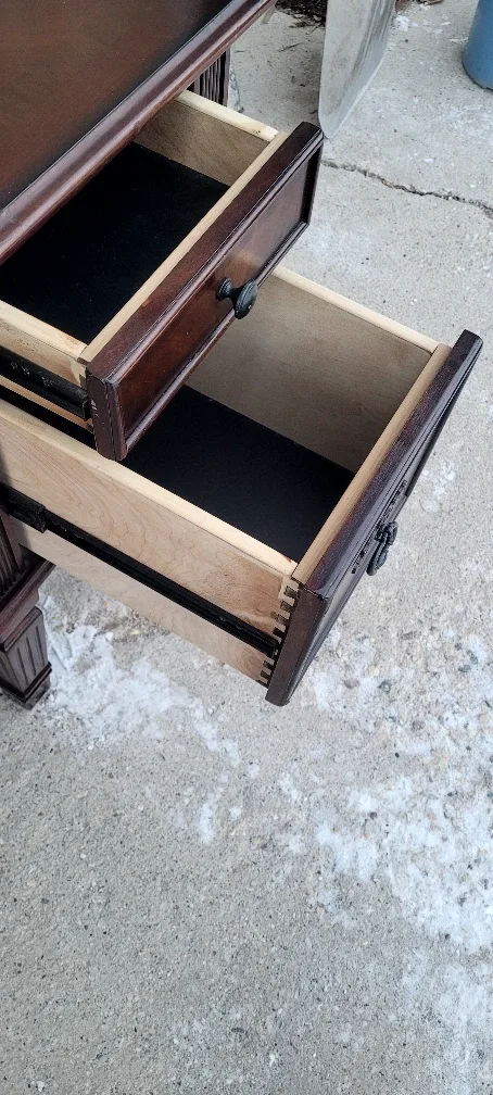 Hamlyn Office Desk image indicator(3)