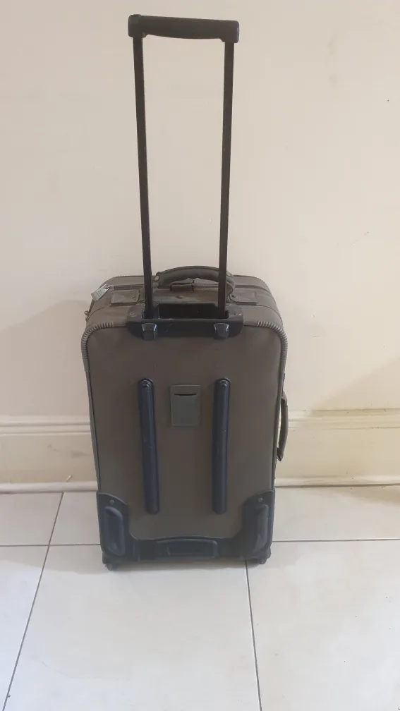 Metropolis Carry-on Luggage image indicator(2)