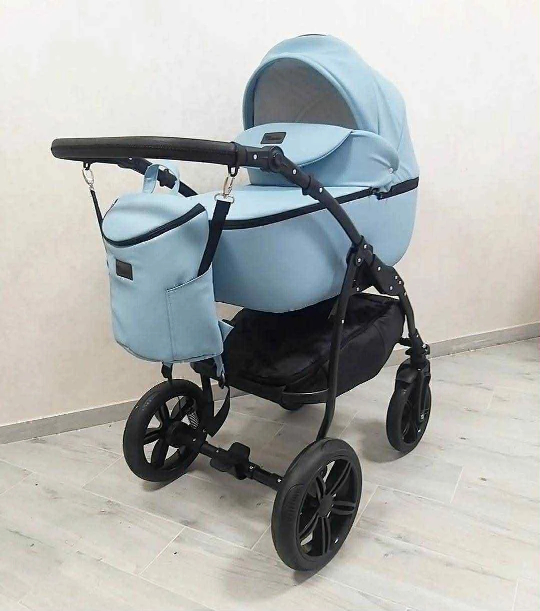 Light Blue Baby Stroller with Bag 2 in