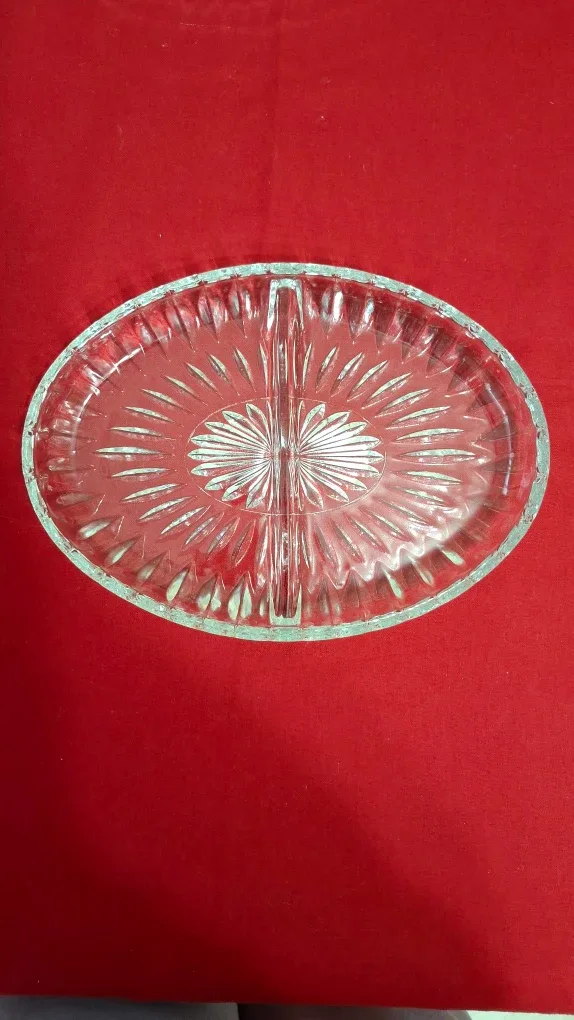 Glass Serving Dish with Silver-plated Holder image indicator(3)
