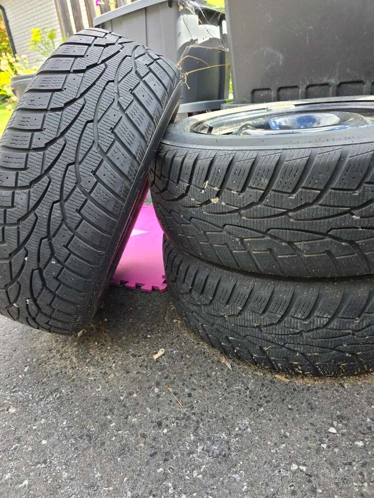 Uniroyal Winter Tires 215/60R17