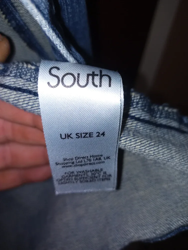 South Denim Jean Dress - Size 24 image indicator(4)