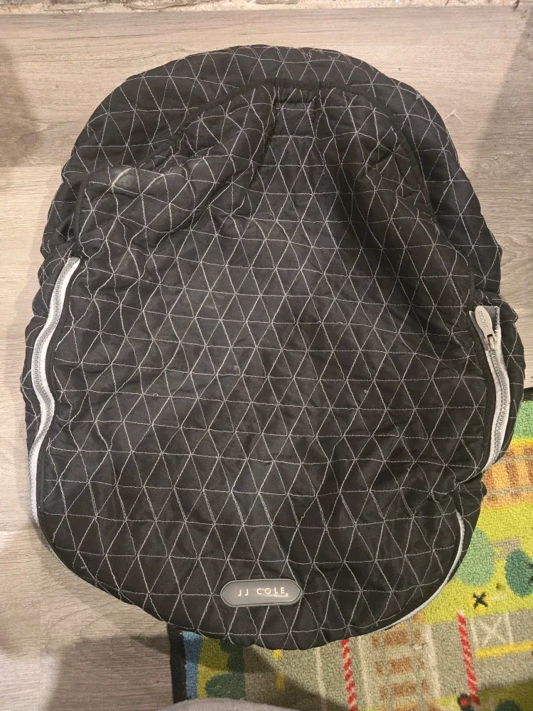 Jj Cole carseat cover