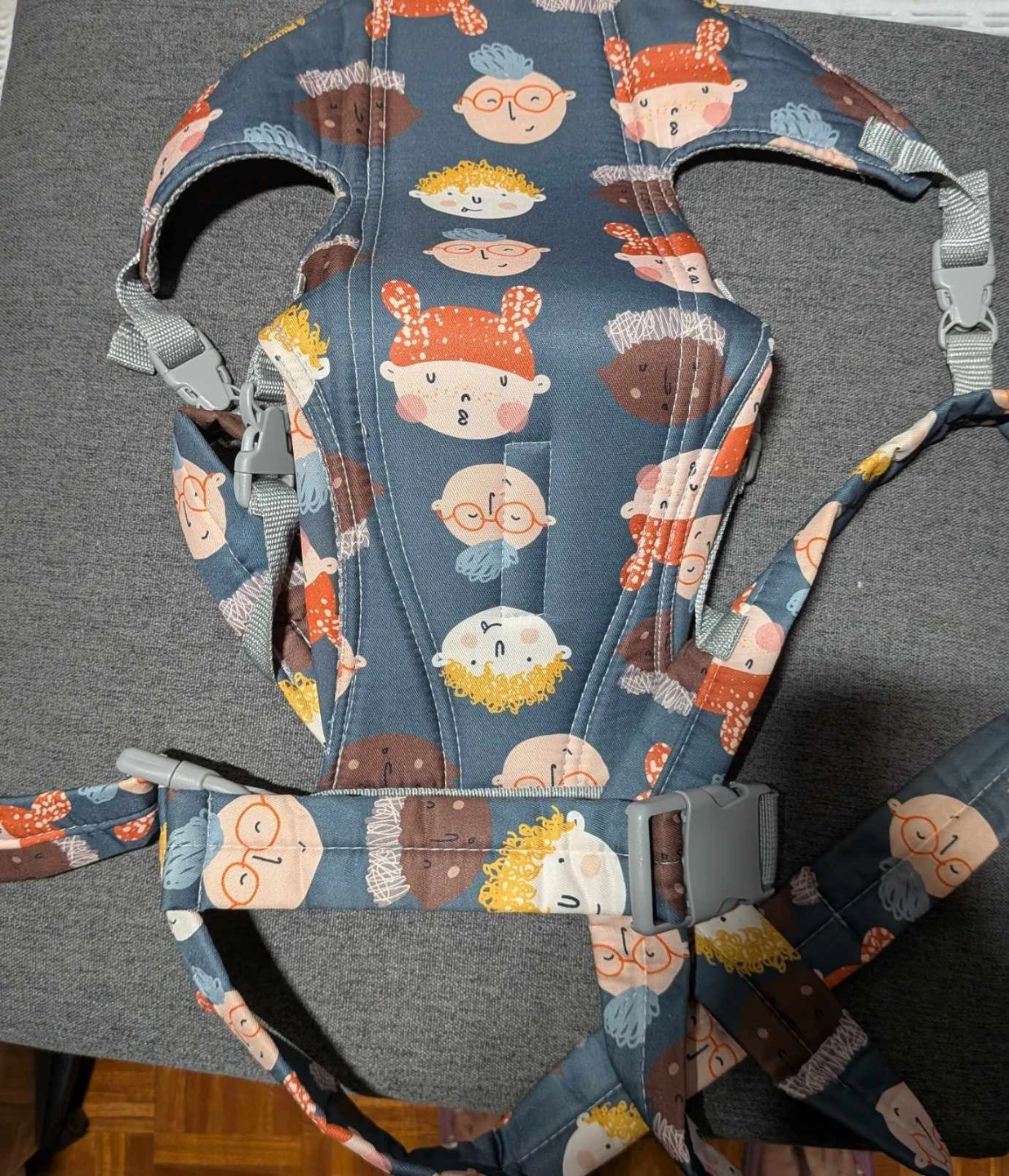 Ergobaby Baby Carrier - photo 2