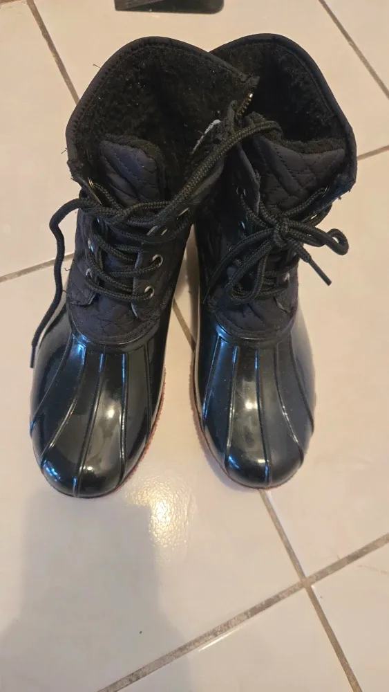 Duck Boots - Size 7