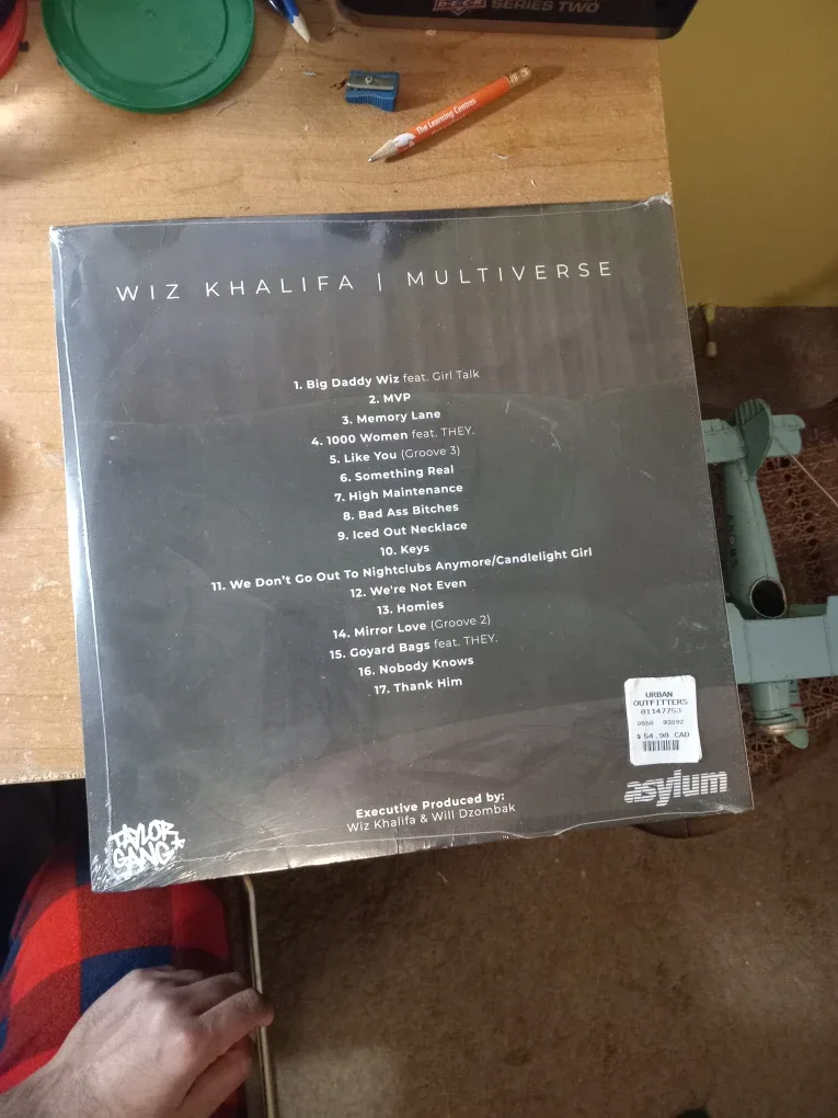 LIMITED EDITION SEALED WIZ KHALIFA MULITIVERSE UO WHITE VINYL image indicator(6)