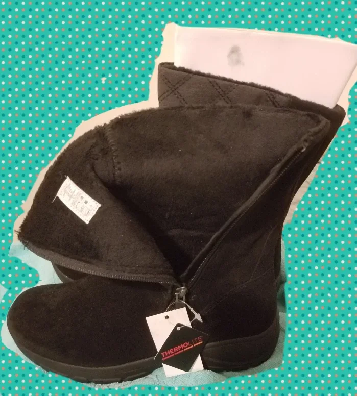 NWT Lands' End Women's Black Winter Boots image indicator(3)