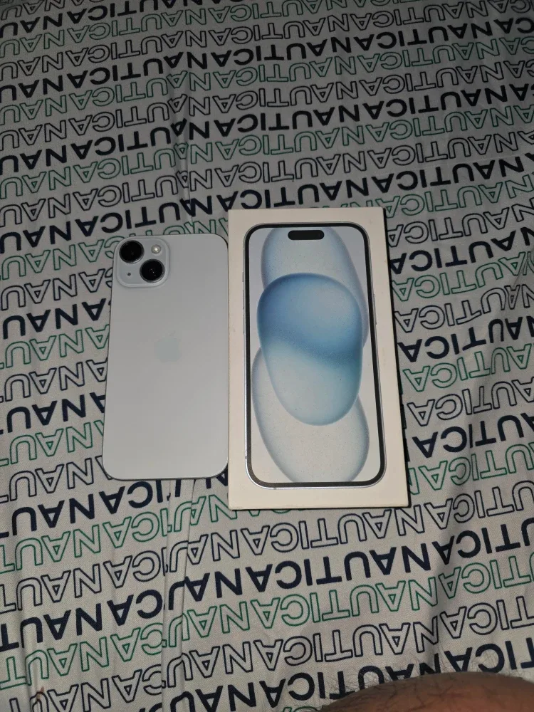 iPhone 15 128GB White with Box