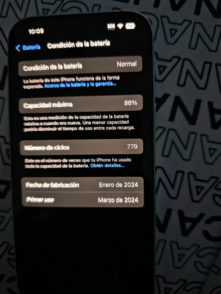 iPhone 15 128GB White with Box image indicator(4)