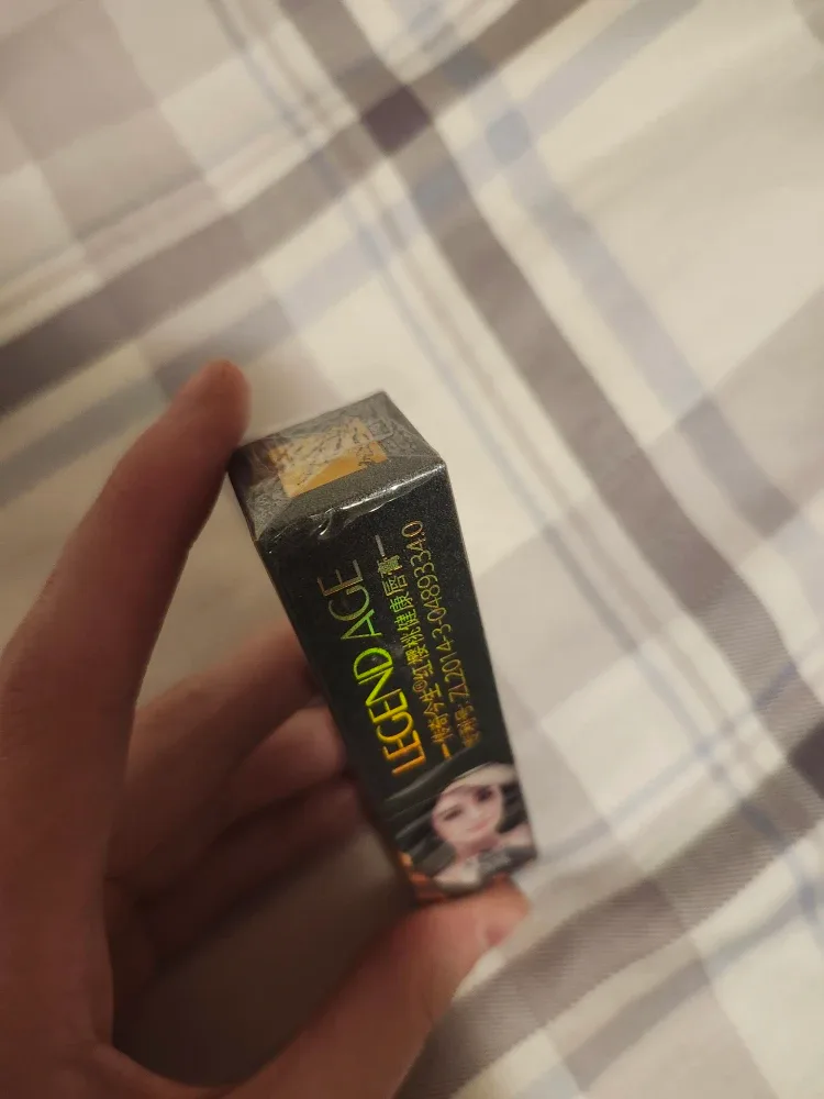 Legend Age: Ph colour changing lipstick image indicator(5)