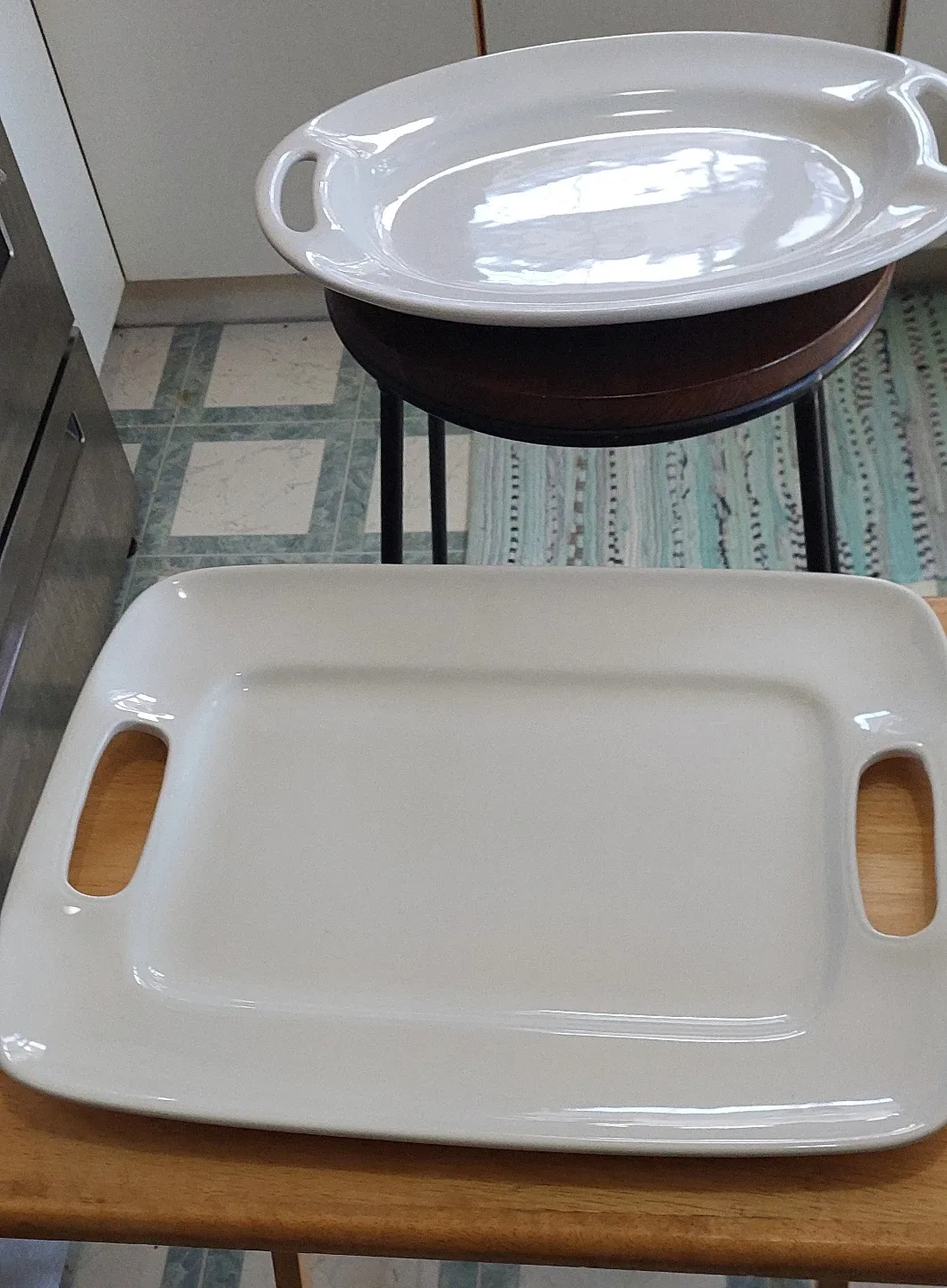 9 piece White Serving Dishes Set image indicator(2)