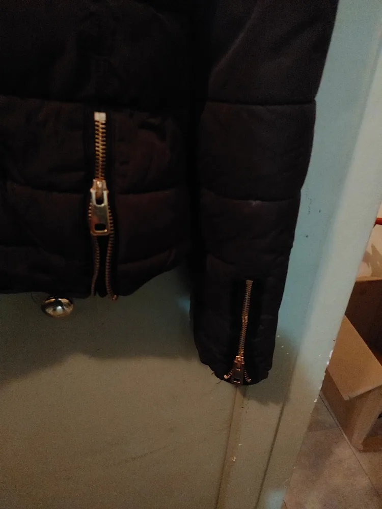 Zara Basic Outerwear Jacket - Size M image indicator(4)