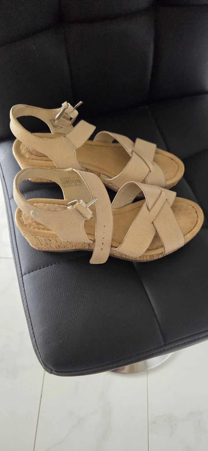 Hush Puppies Eva Farris Sandals - Size 8
