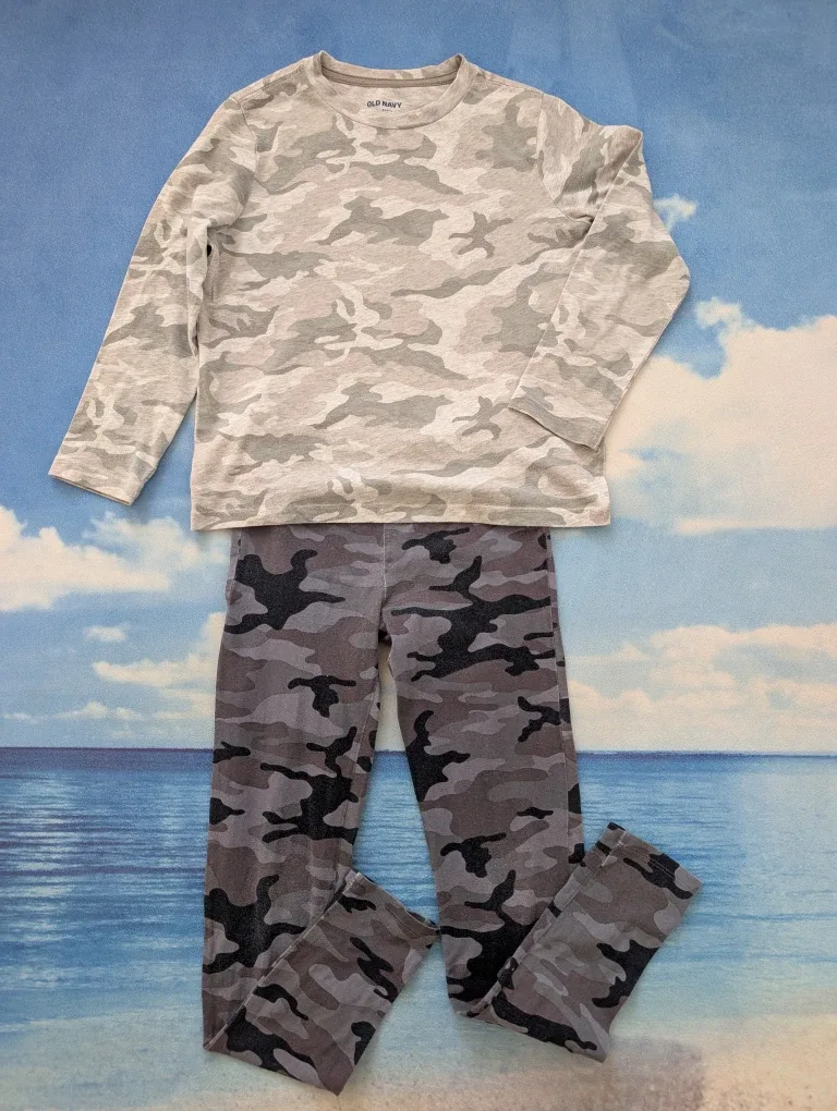 Kids 6-8Y Old Navy Camo Pajama Set Cotton