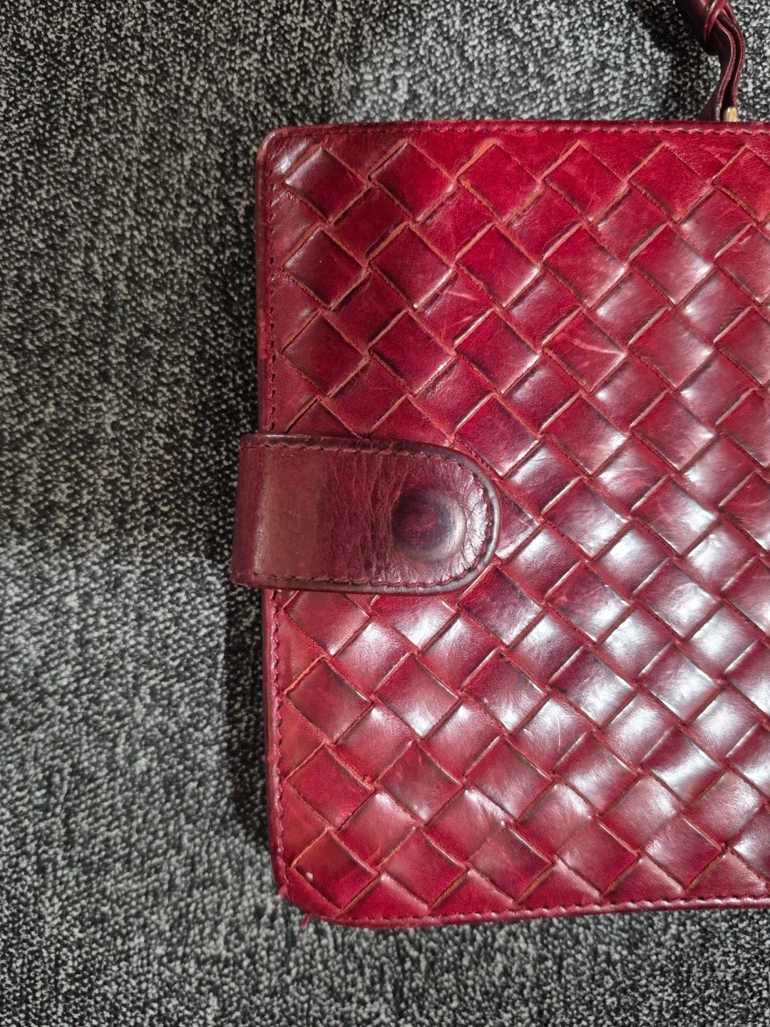 Bottega Veneta Red Leather Wallet 🥕 image indicator(2)