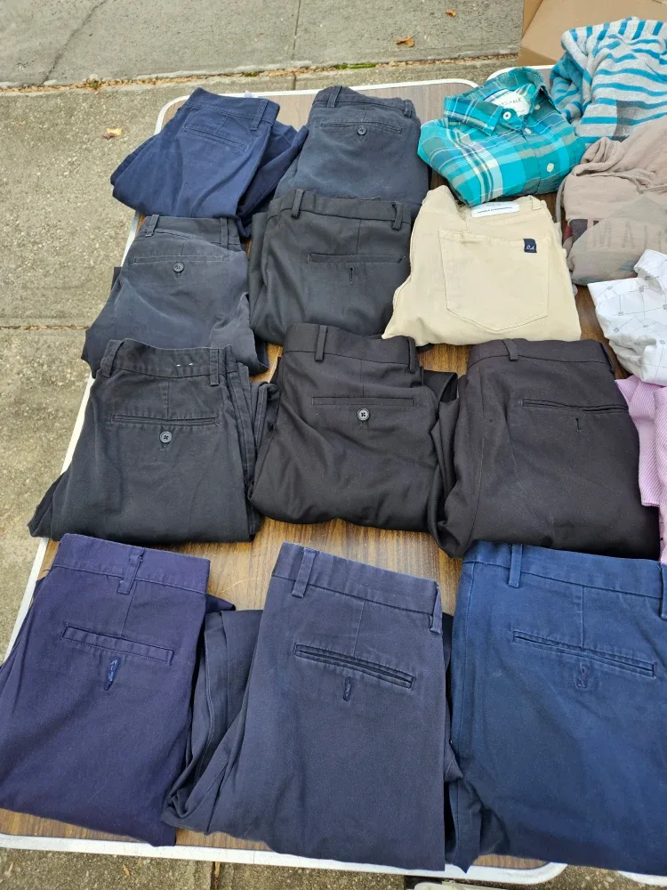 22 mens pants and shirts size small