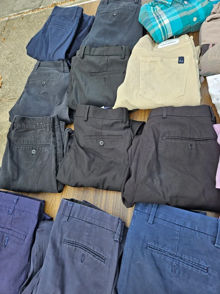 25 mens pants shirts and suit suit .size small image indicator(2)