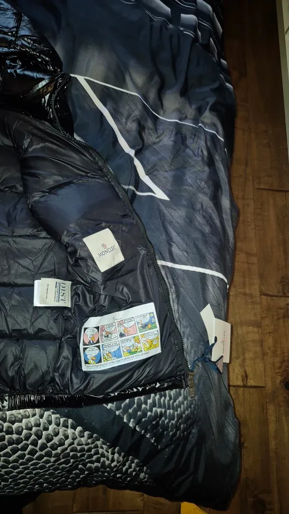 Moncler Black Padded Vest image indicator(3)