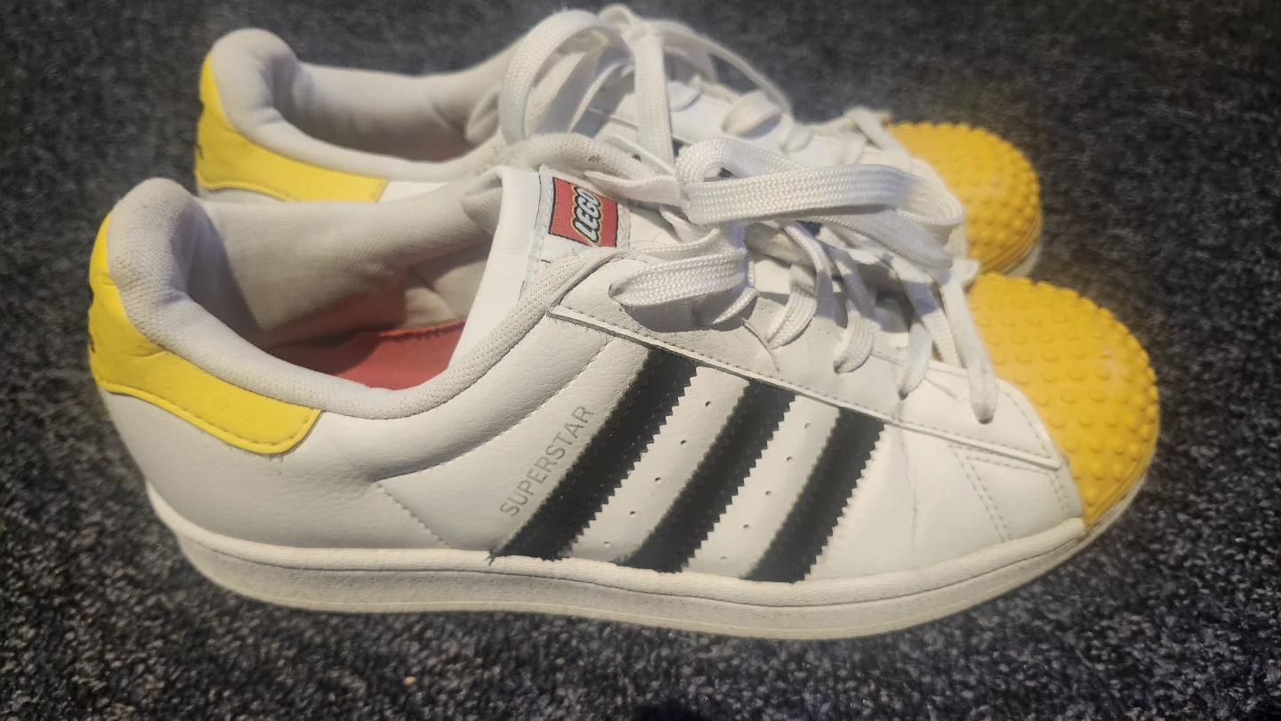 Adidas Superstar LEGO Shoes 6y - photo 2