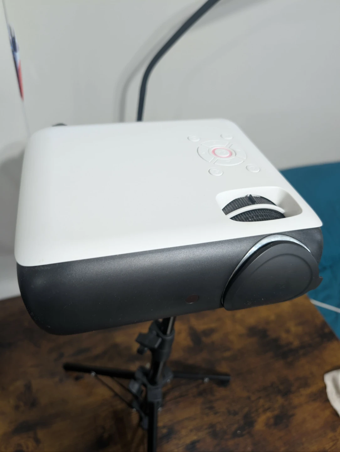 HAPPRUN White Projector with Tripod - photo 2