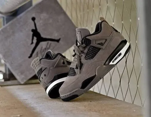BNIB Air Jordan 4 Retro Basketball Shoes – Brand New – $249 image indicator(7)
