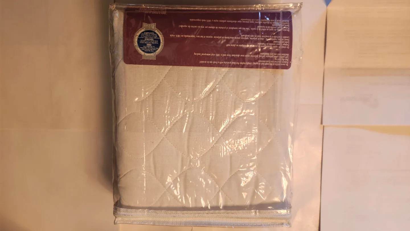 Brand New Priva Inc. Ultra Plus Sheet Protector 34" x 52" image indicator(4)