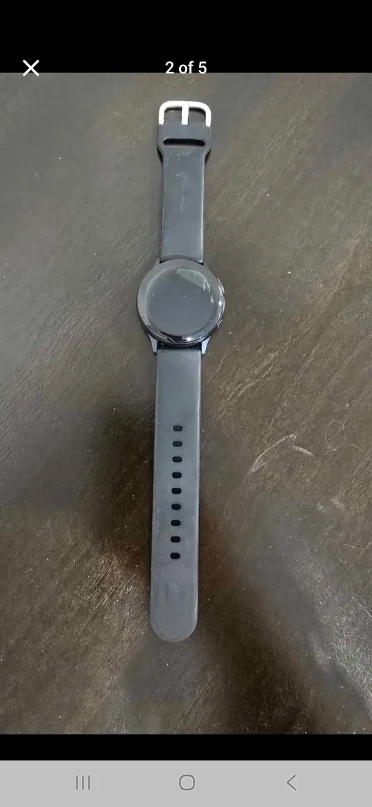 Samsung Galaxy Watch Active 2 - Black image indicator(2)