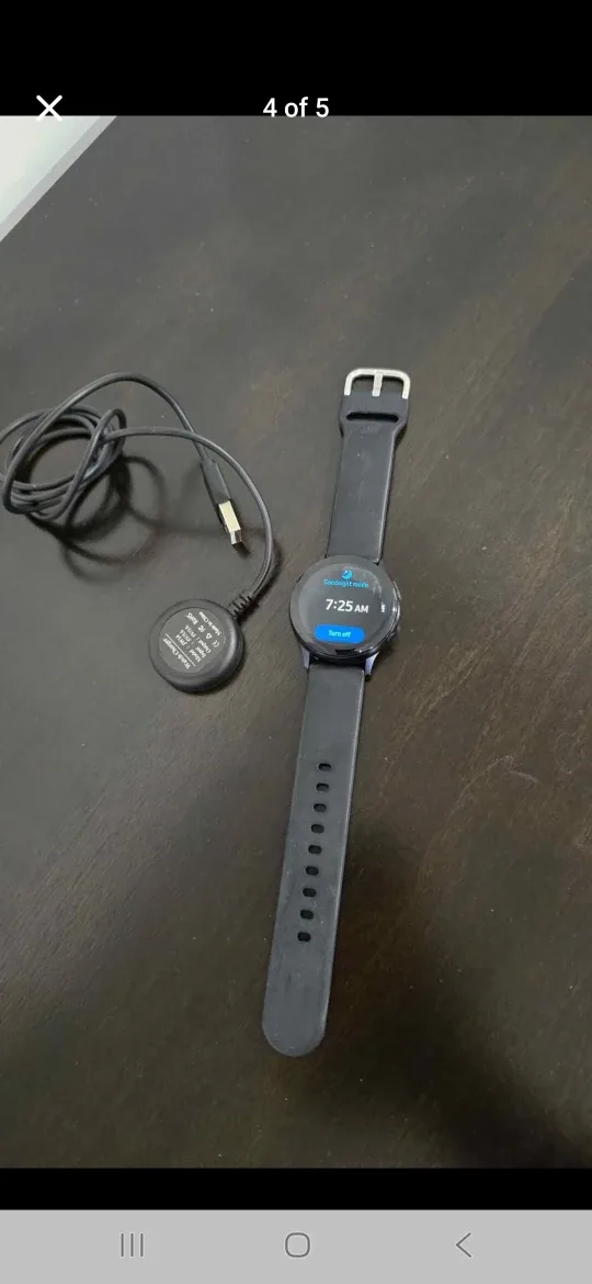 Samsung Galaxy Watch Active 2 - Black image indicator(4)