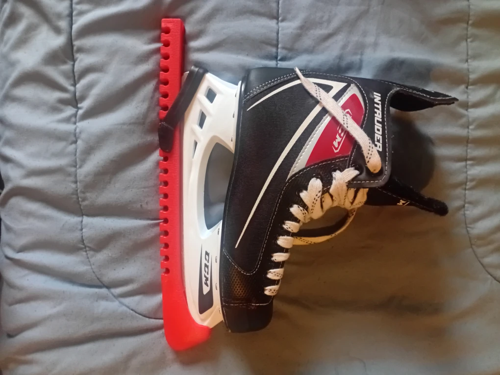 CCM Intruder Hockey Skates - photo 3