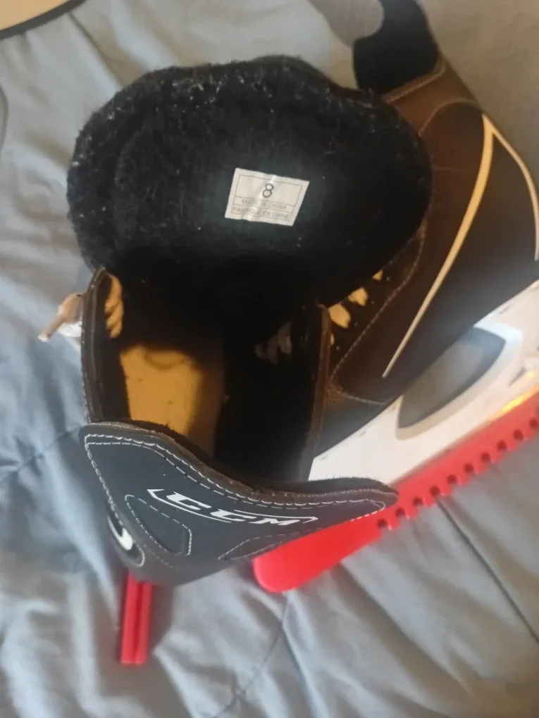 CCM Intruder Hockey Skates image indicator(6)