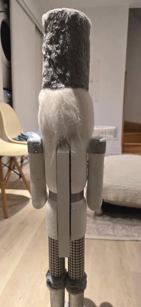 Nutcracker Figurine - Grey and White image indicator(2)