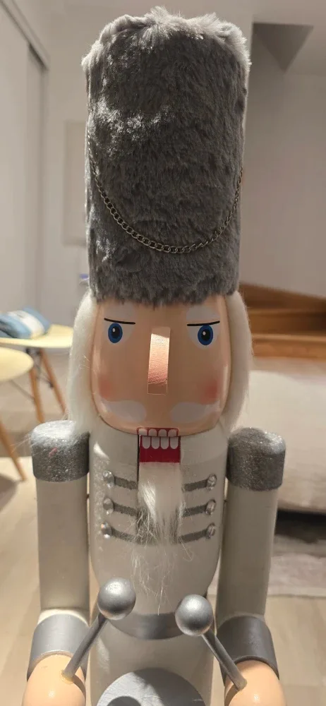 Nutcracker Figurine - Grey and White image indicator(4)