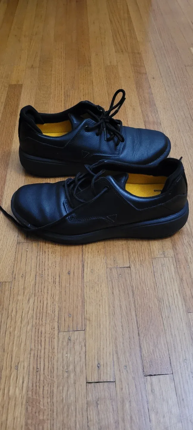 CAT Black Leather Work Shoes image indicator(3)
