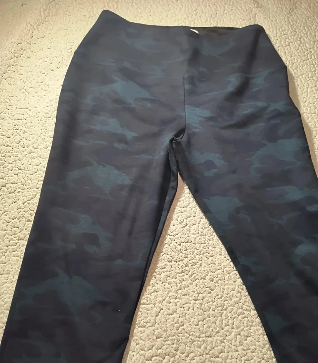 Rachel Zoe Camo Leggings - Size L image indicator(2)