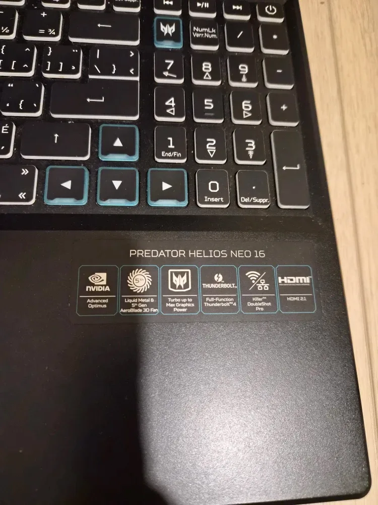 Acer Predator Helios Neo 16 Gaming Laptop image indicator(5)