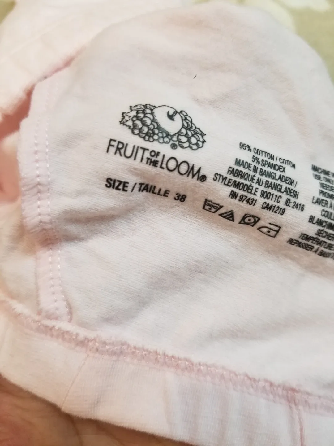 New Fruit of the Loom Pink Sports Bra - Size 38 image indicator(3)