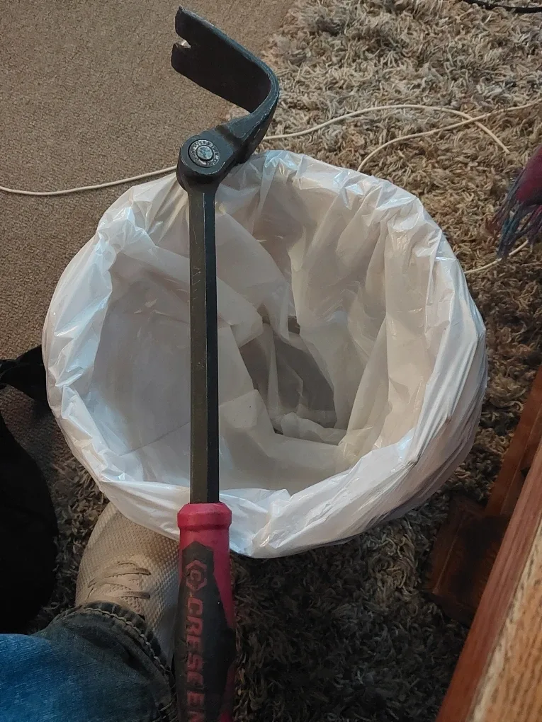 Crescent Flat Jaw Wrecking Bar image indicator(3)