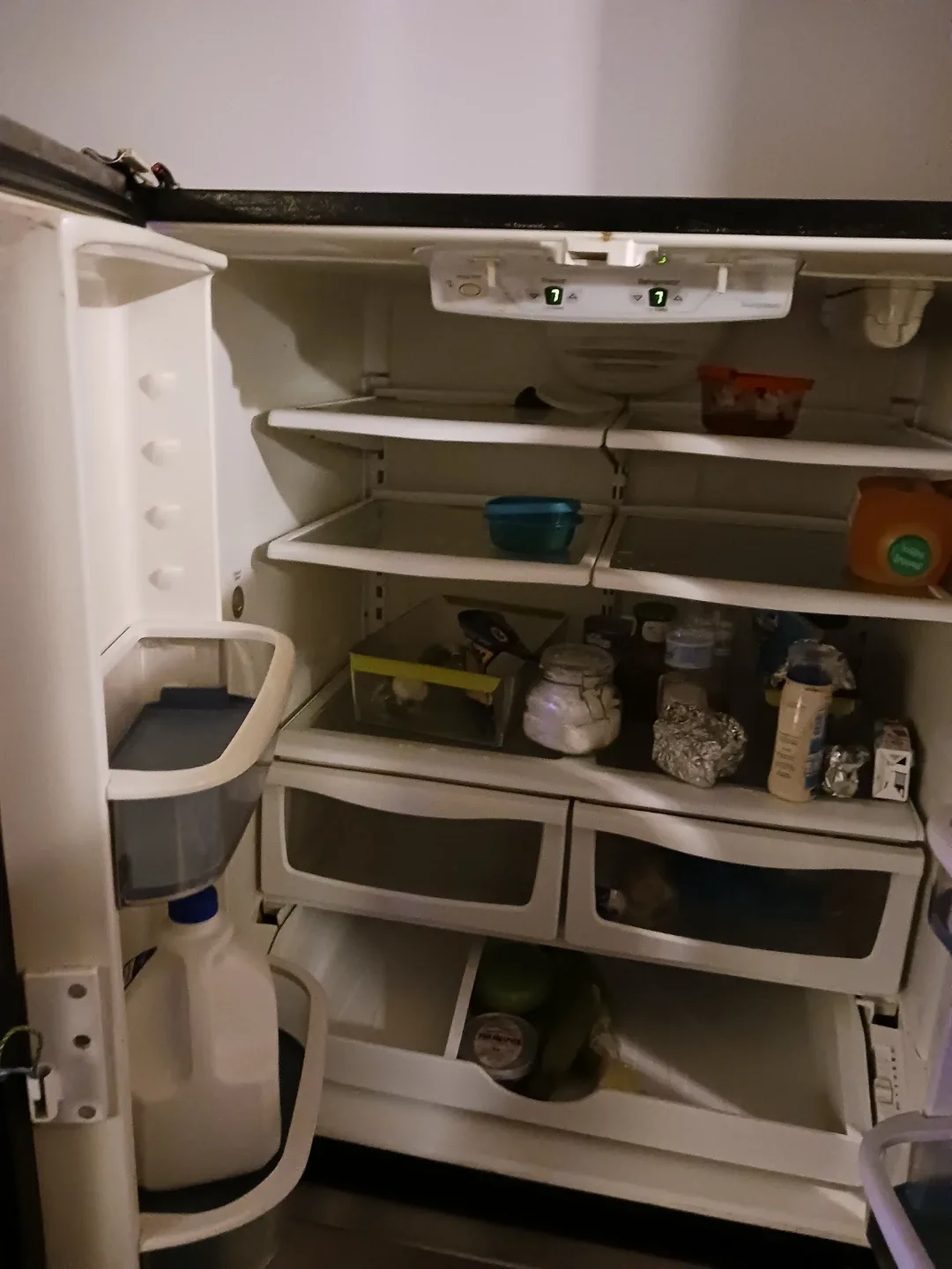 Amana Stainless Steel Fridge – Please Read Description image indicator(10)