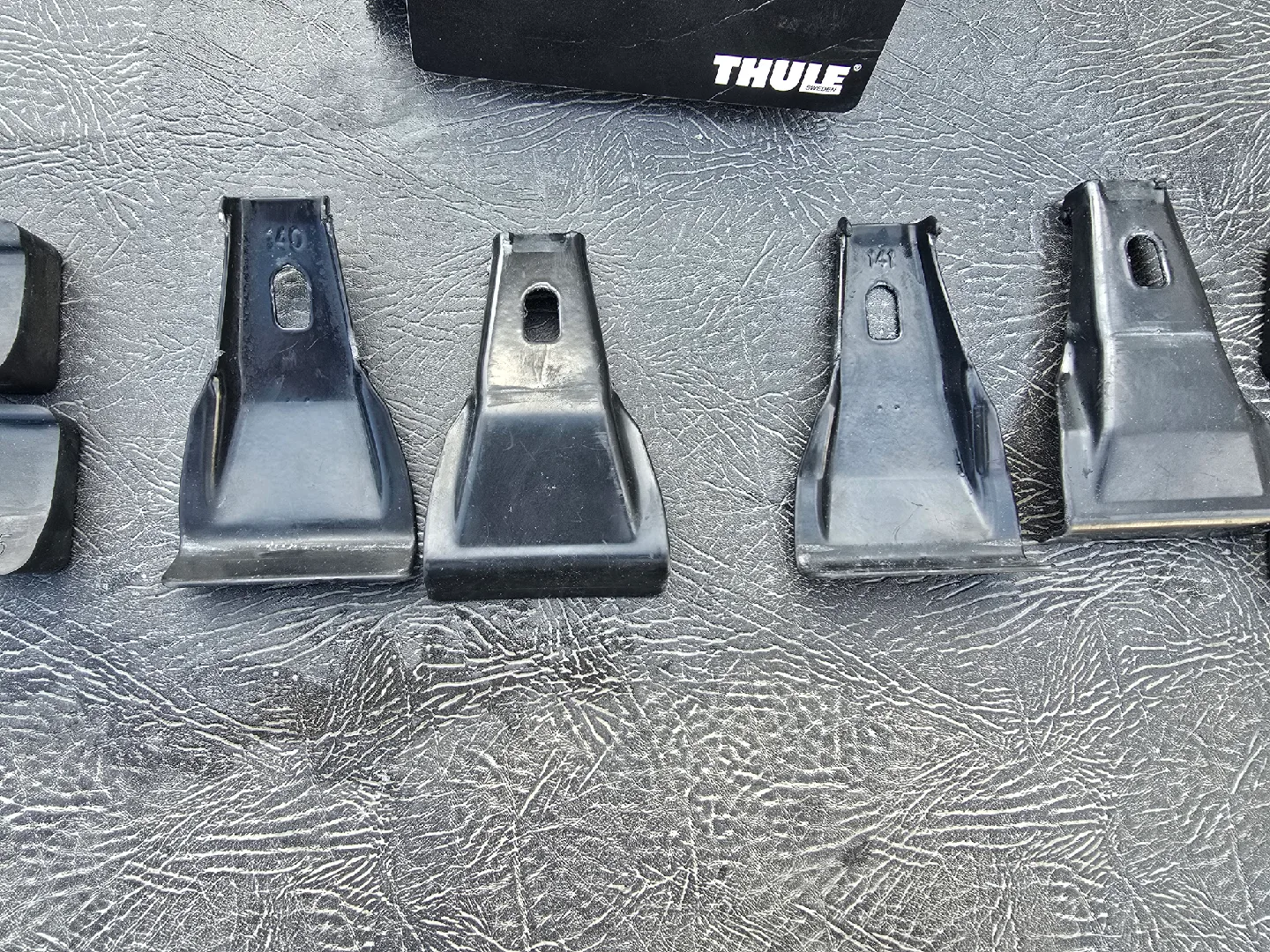 Thule KIT 5074 Roof Rack Mounting Kit image indicator(3)