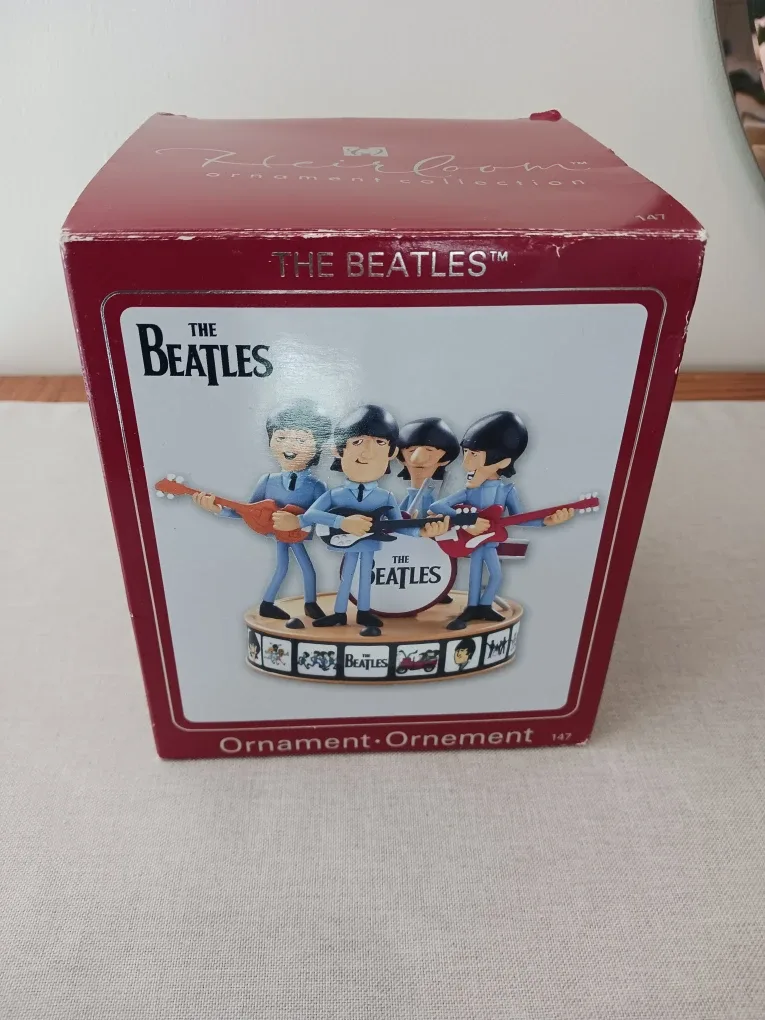 The Beatles Ornament Collectible 2008 Carlton Cards 147 image indicator(6)