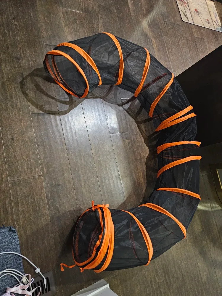 Cat Tunnel (New) image indicator(6)